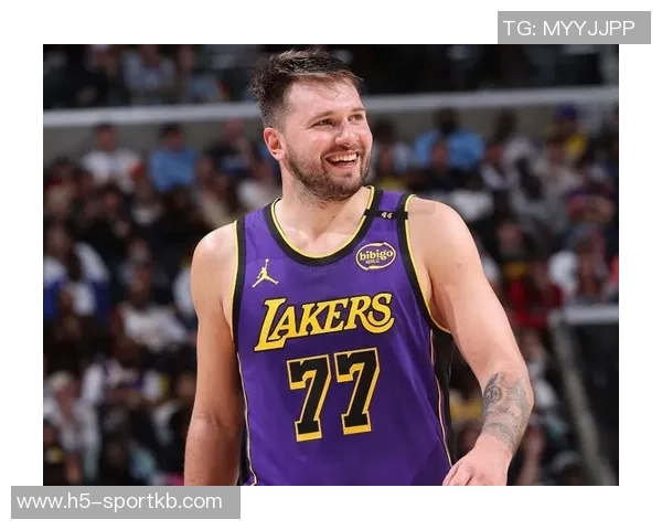 霍福德谈交易截止日前的不确定性东契奇被交易让一切变得可能